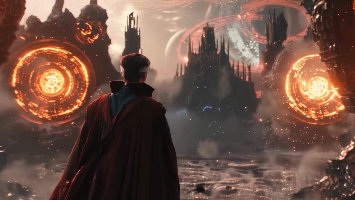Personagem observa reino cósmico e portais do multiverso em Vingadores Guerras Secretas