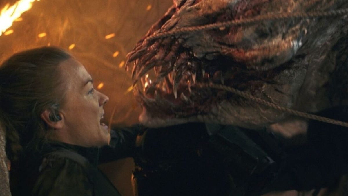 A rainha alienígena em A Guerra do Amanhã e a missão para impedir a invasão