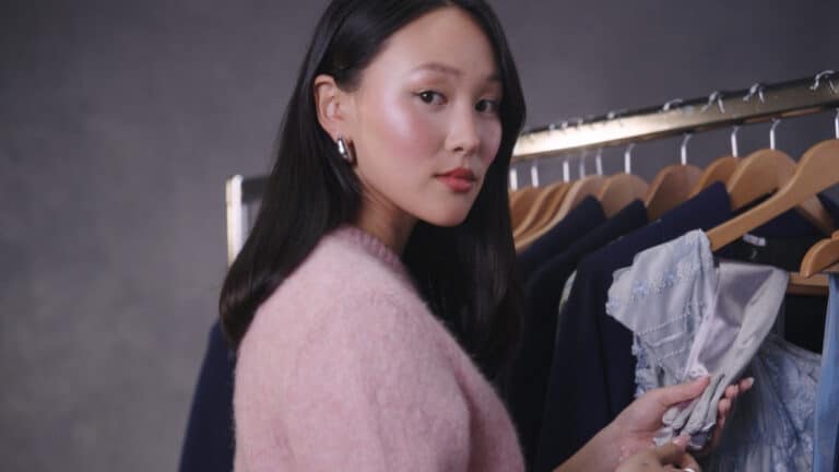 Quem é Sophie Baek em Bridgerton? A nova protagonista da 4ª temporada e a peça que muda tudo