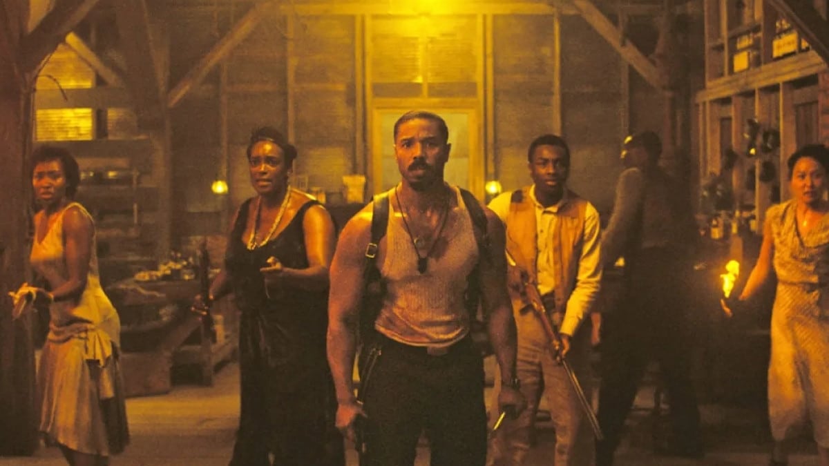 Michael B. Jordan em cena intensa de Pecadores (Sinners), filme de Ryan Coogler