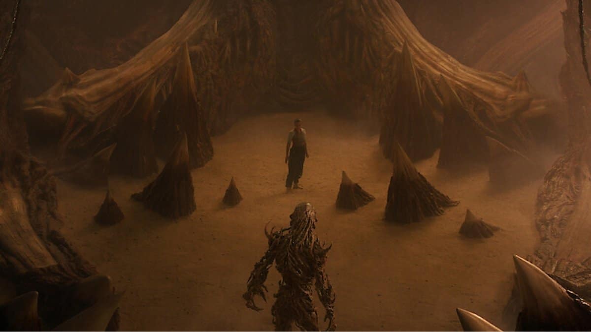 Eleven enfrentando Vecna e o Mind Flayer no Upside Down durante o sacrifício no finale de Stranger Things 5