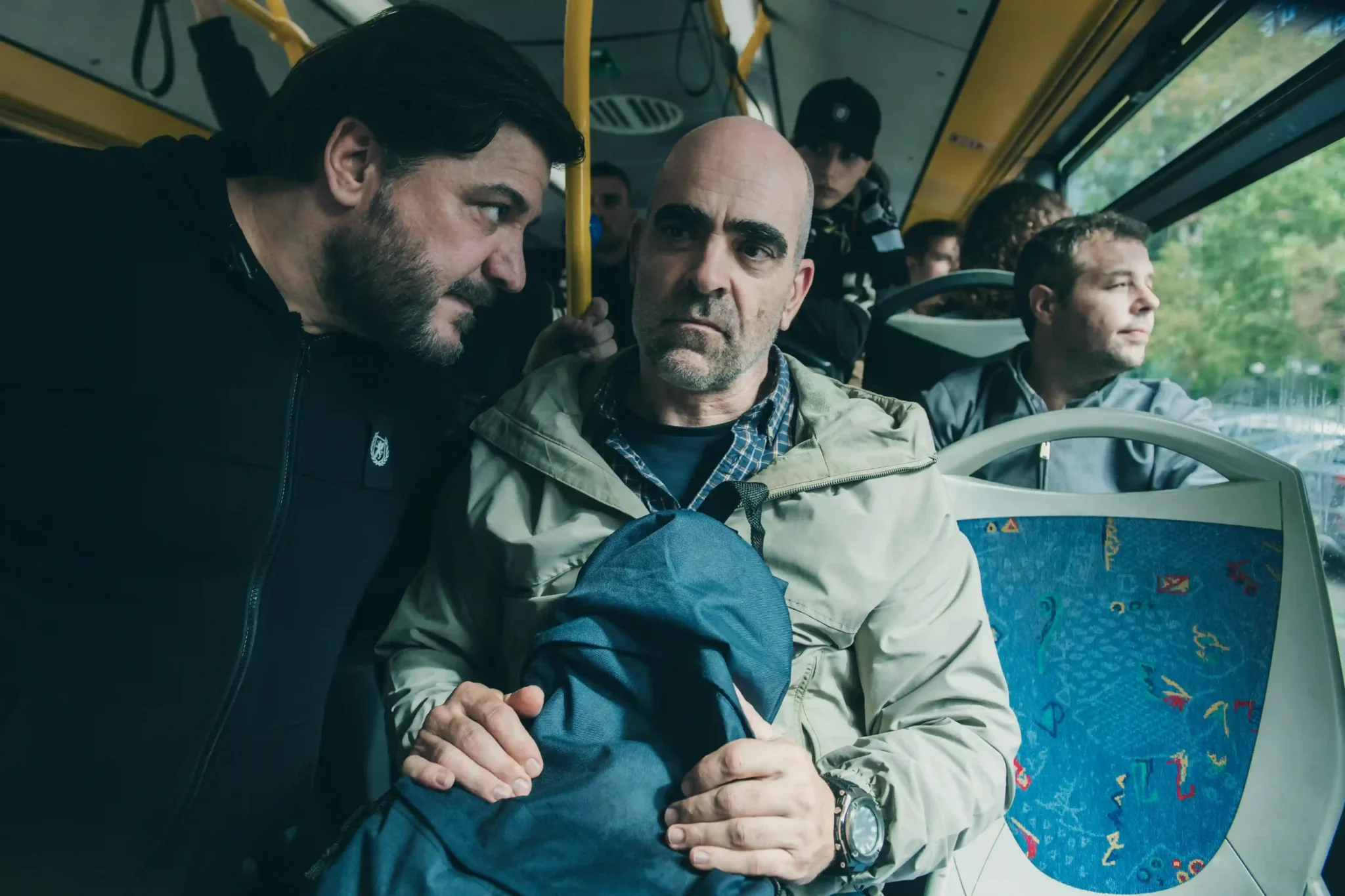 Salvador expõe extremismo e luto em nova série da Netflix