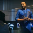Cirroc Lofton explica por que Jake Sisko usa brinco bajoriano em Star Trek: Academia da Frota Estelar Imagem destacada – Cirroc Lofton explica por que Jake Sisko usa brinco bajoriano em Starfleet Academy