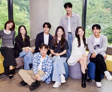 Estreia | Série de zumbis com 89% de aprovação no Rotten Tomatoes deve marcar o retorno mais aguardado de 2027 - Imagem do artigo original