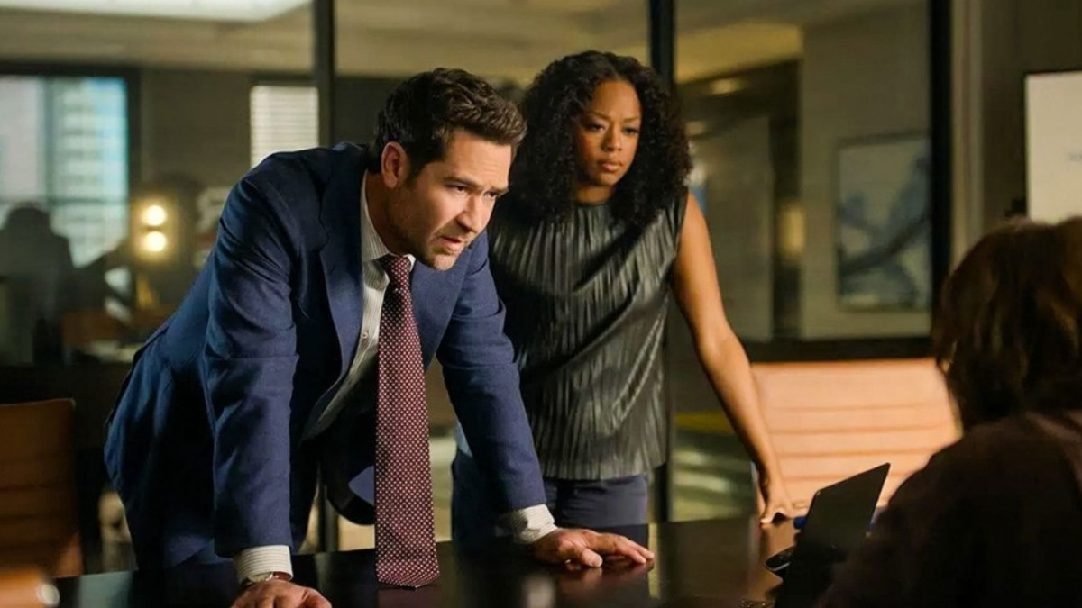 Mickey Haller (Manuel Garcia-Rulfo) em O Poder e a Lei na Netflix, em imagem do final explicado