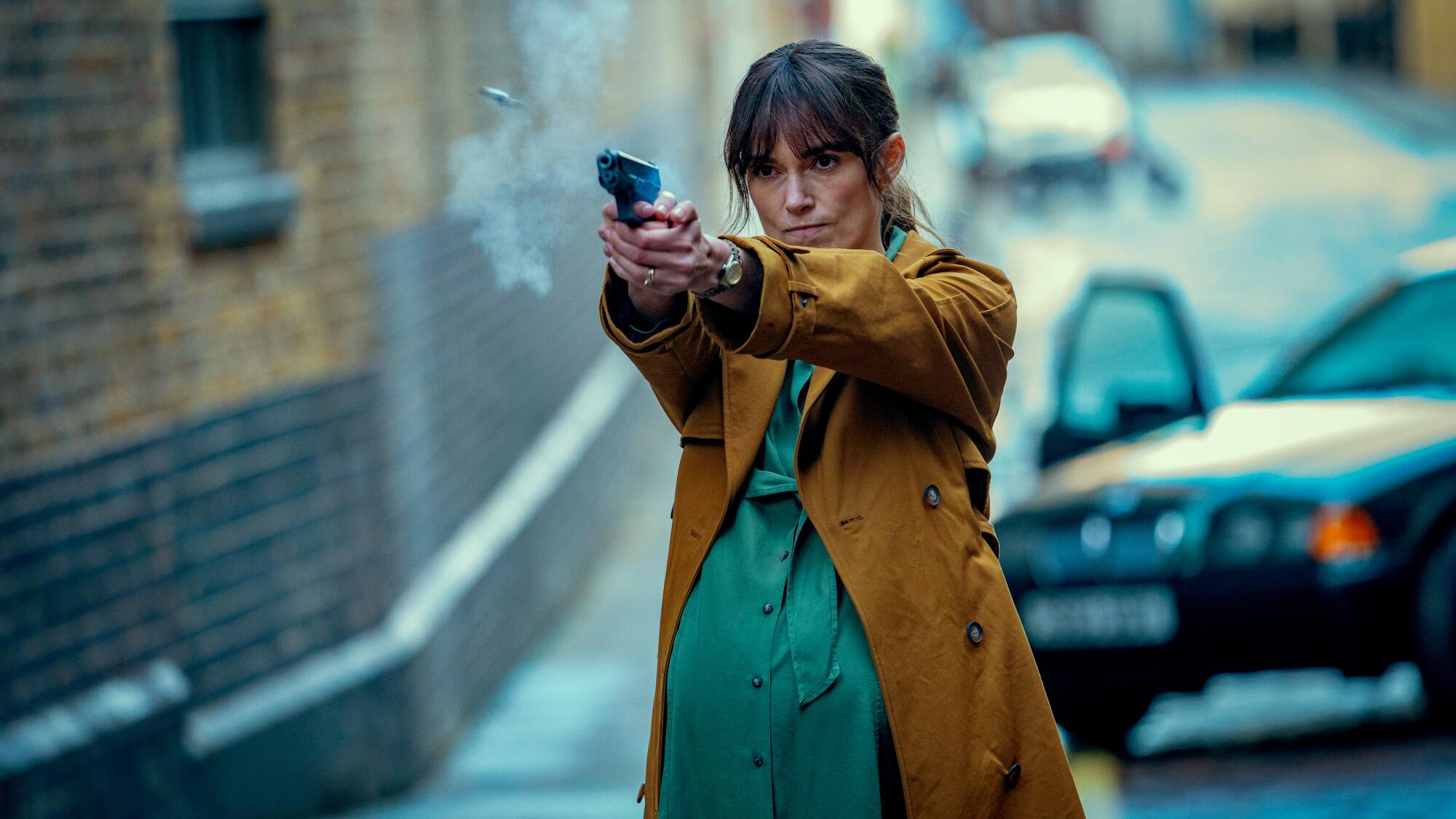 Cena da série Black Doves mostrando ambiente de espionagem e suspense na Netflix