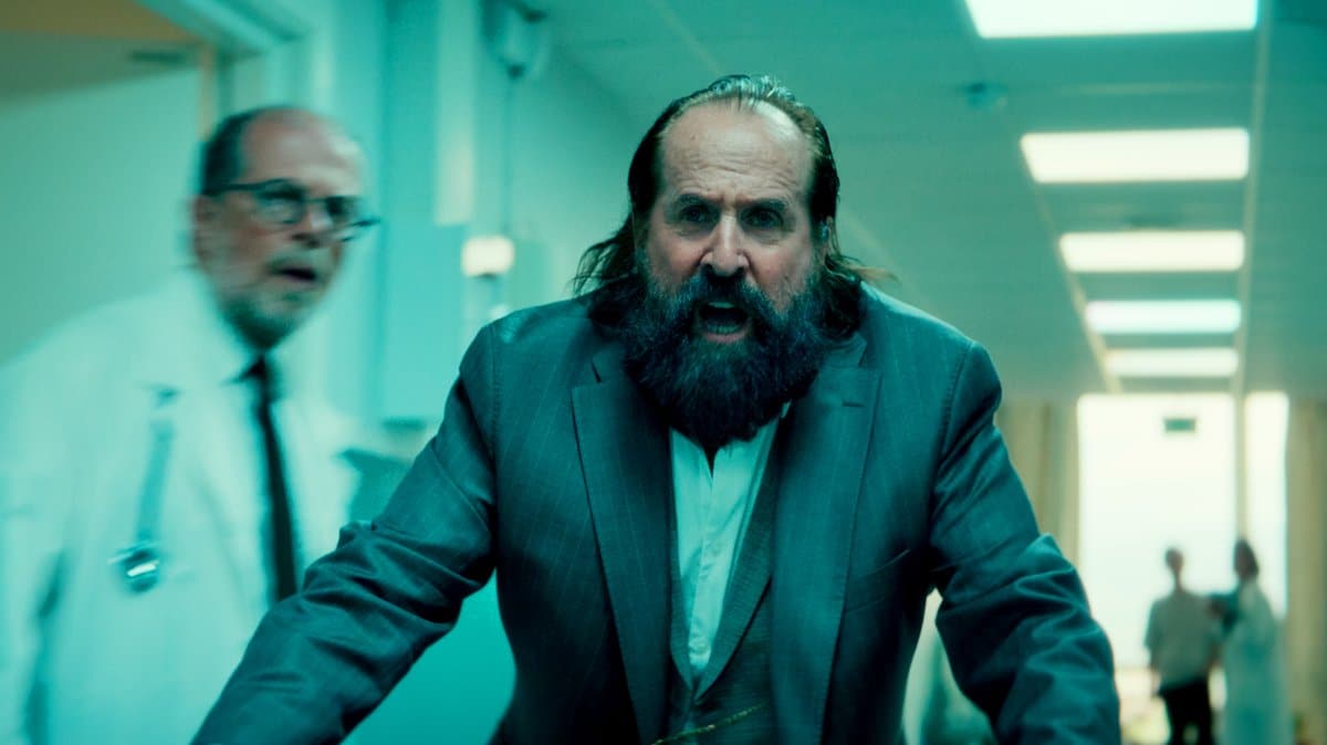 Peter Stormare em cena da série Harry Hole da Netflix