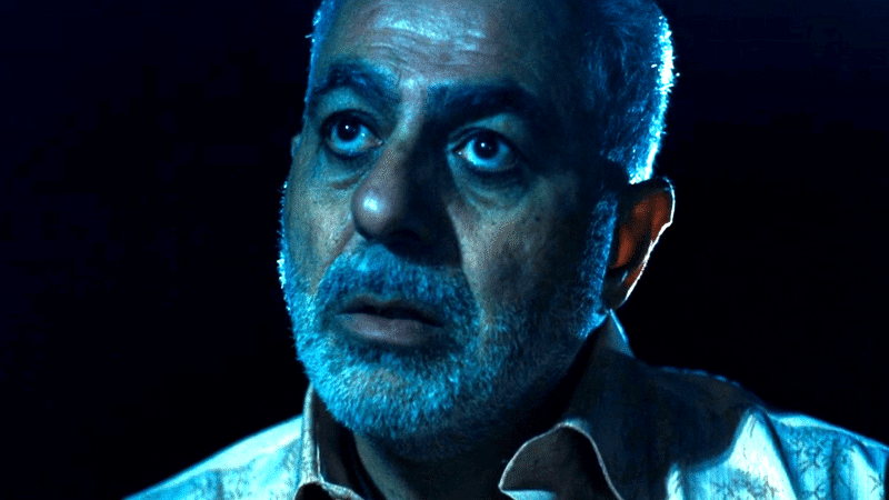 Naz em cena de Euphoria revelando fraqueza ao conversar com Artur no episódio 7 da temporada 3