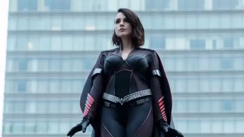 Aya Cash em cena de The Boys, série de super-heróis da Amazon Prime Video
