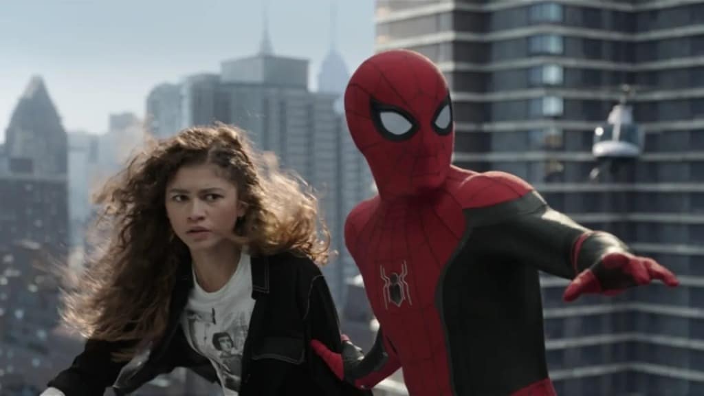 Zendaya como MJ em cena emocional com Peter Parker em Homem-Aranha