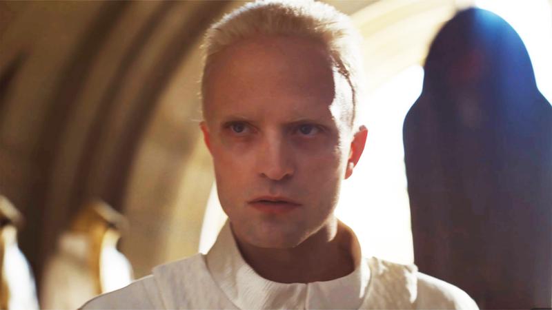 Vilões de Dune Parte Três conspirando contra Paul Atreides em cena épica