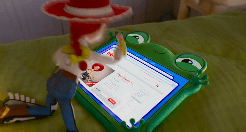 Cena do trailer final de Toy Story 5 com convite para compra de ingressos
