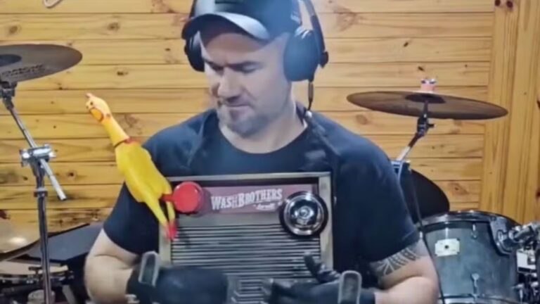 Baterista piracicabano vence concurso do Metallica com percussão de rua