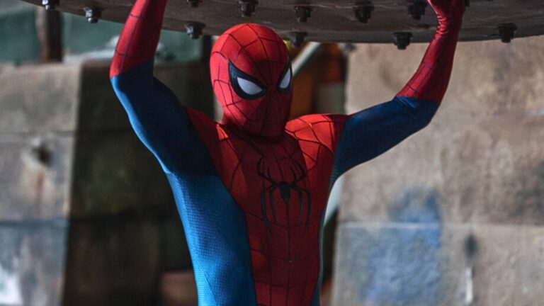 Homem-Aranha: um Novo Dia enterra Peter Parker para revelar seu vilão invisível