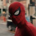 Homem-Aranha: um Novo Dia será o adeus silencioso que o herói merecia Peter Parker como Homem-Aranha em cena dramática do filme Um Novo Dia