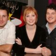 Justin Cary, baixista do Sixpence None the Richer, morre aos 50 anos Justin Cary tocando baixo no Sixpence None the Richer