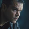 Matt Damon segue aberto a Jason Bourne, mas a franquia enfrenta o problema do roteiro Matt Damon como Jason Bourne em cena de ação da franquia, representando a abertura do ator para novo filme