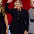 Natalie Maines volta a atacar Trump e consegue algo que não teve em 2003 Natalie Maines com expressão séria durante crítica a Trump nas redes sociais