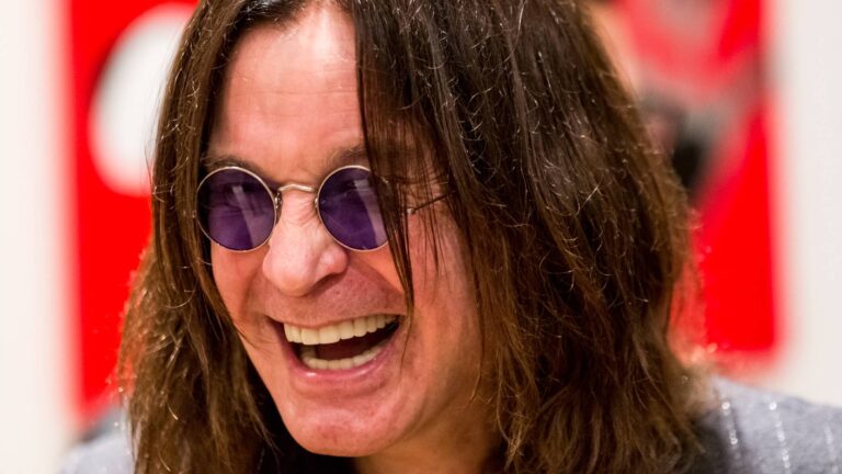Ozzy Osbourne recusou regravação de clássico pop porque achou a letra absurda demais