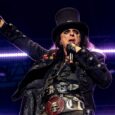 Quando Alice Cooper perde um cartão e ganha uma lição sobre gratidão no rock Alice Cooper em foto de 2024 por Roberto Finizio Getty Images