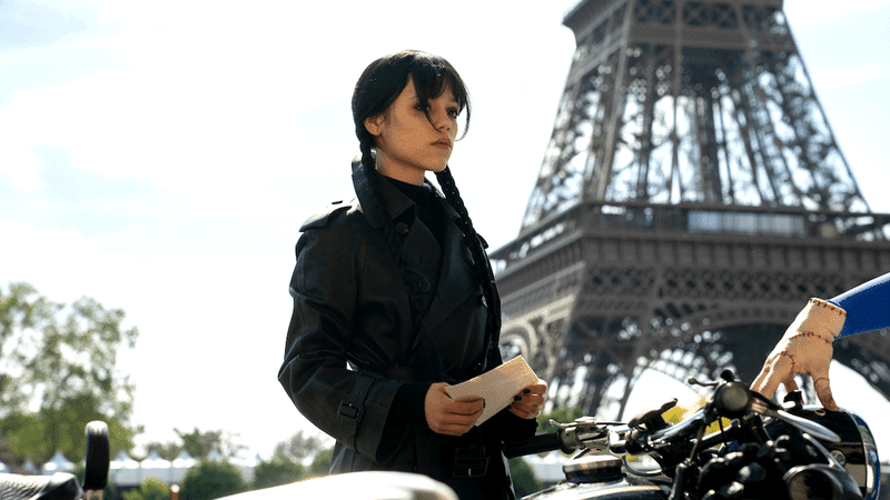 Wandinha abandona Nevermore e vai para Paris na 3ª temporada com Jenna Ortega