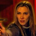 Katie Cassidy em cena de terror do novo filme após deixar Arrowverse