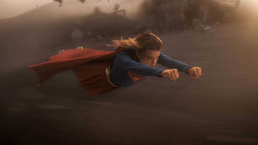 Kara em momento de reflexão sobre seu passado em Krypton